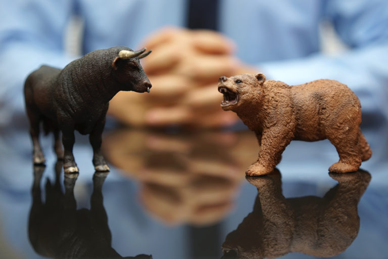 Should You Wait for The Next Stock Market Crash to Invest in Real Estate?Â