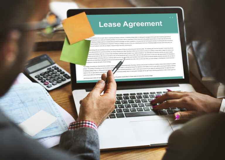 Combining Online and Traditional Methods for Streamlined Tenant Screening