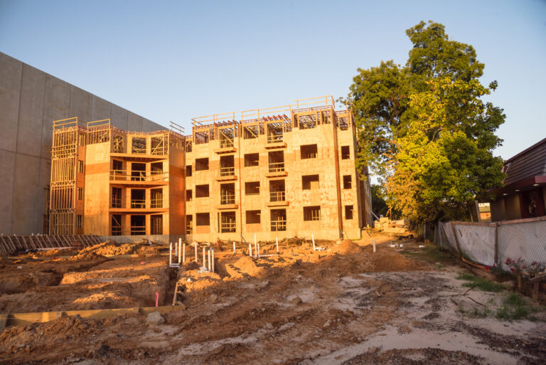 What to Consider When Buying a Multifamily House