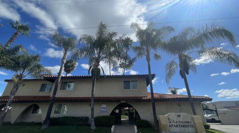 421 South Mollison Avenue - El Cajon - California - 1 bed, 1 bath rental property