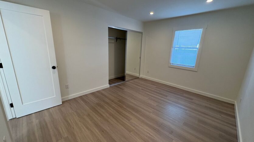 1451-1451 1/2 A & B Hornblend St - San Diego - California - 3 bed, 2 bath rental property