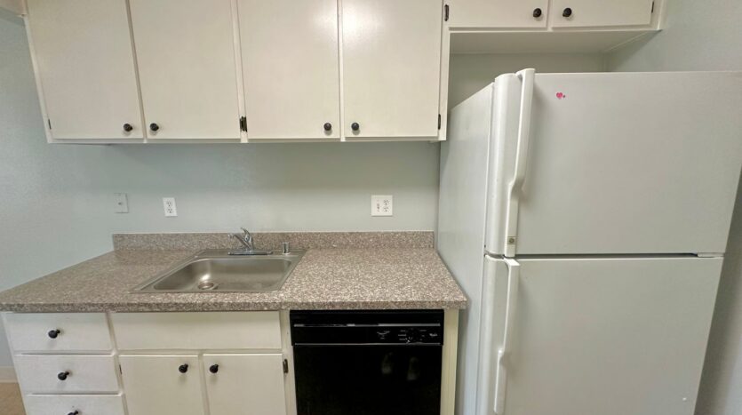 2800 Dover Ave - Fairfield - California - 2 bed, 1 bath rental property