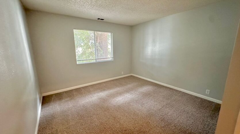 2800 Dover Ave - Fairfield - California - 2 bed, 1 bath rental property