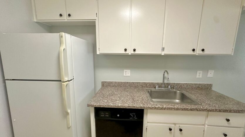 2800 Dover Ave - Fairfield - California - 1 bed, 1 bath rental property