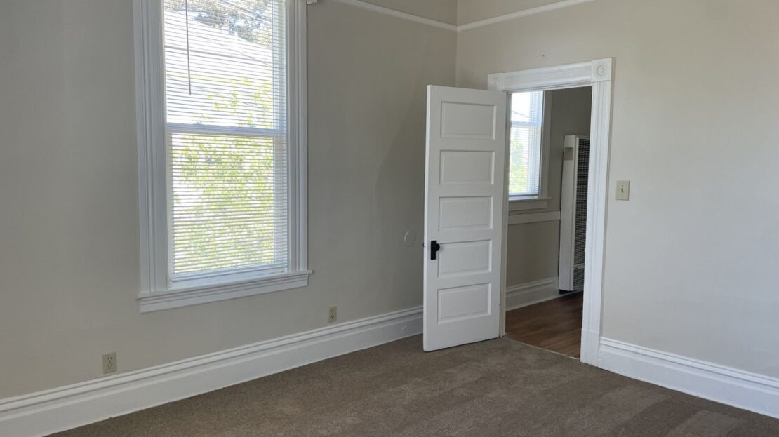 1014 Napa Street Unit B - Vallejo - California - 1 bed, 1 bath rental property