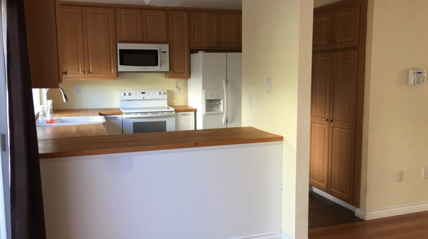 5440 Kiowa Drive UNIT 23 - La Mesa - California - 4 bed, 2.5 bath rental property