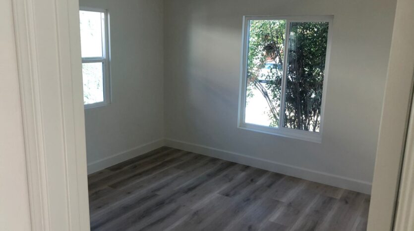 2127 S Sycamore - Los Angeles - California - 3 bed, 2 bath rental property