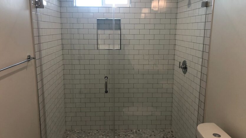 2127 S Sycamore - Los Angeles - California - 3 bed, 2 bath rental property