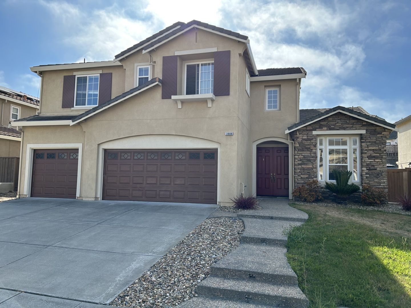 3906 Glacier Court - Vallejo - California - 4 bed, 3.5 bath rental property