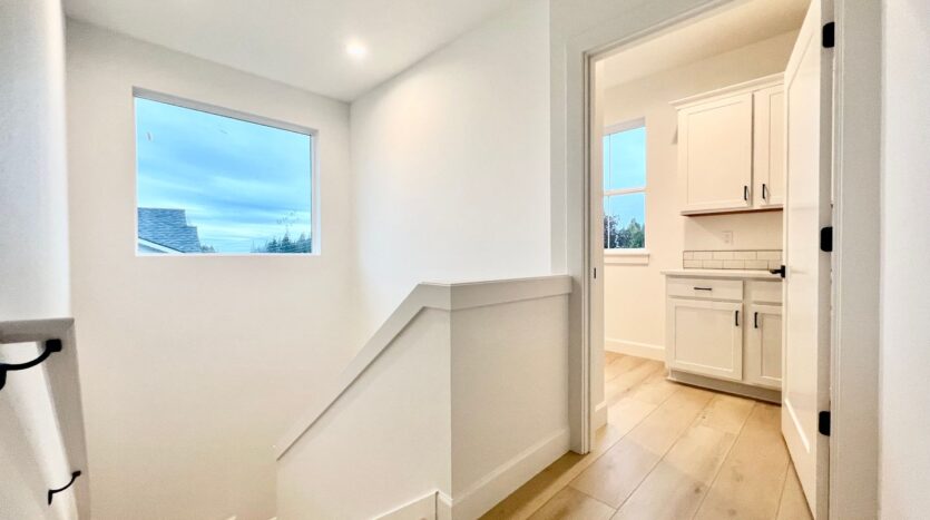 37384 America St  - Sandy - Oregon - 3 bed, 2.5 bath rental property