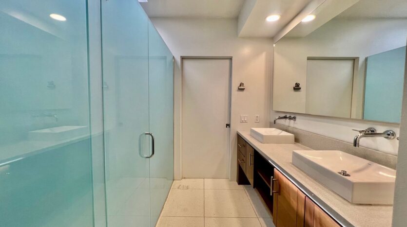 803 N Palm Canyon Dr.  - Unit 01 - Palm Springs - California - 2 bed, 2 bath rental property