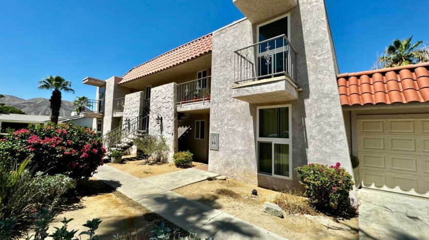 73950 Grapevine St - Unit B - Palm Desert - California - 2 bed, 2 bath rental property
