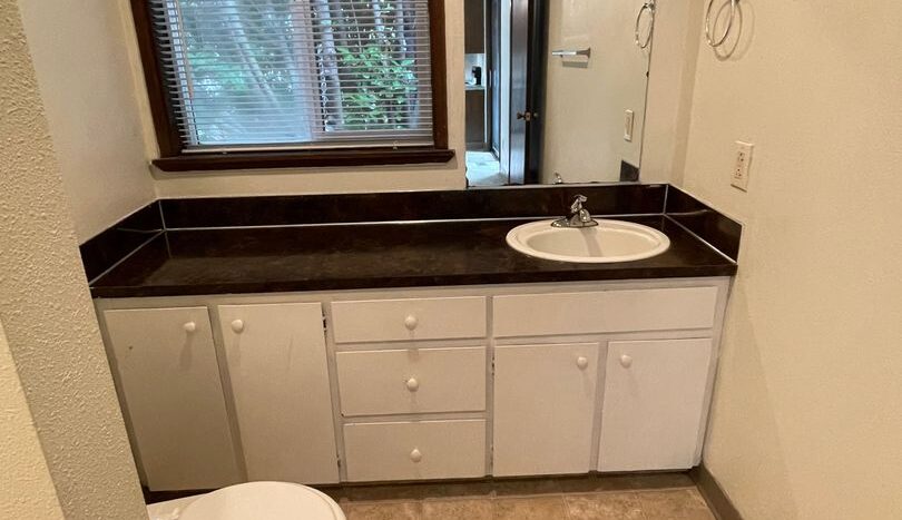 861 - 863 Alder St. - # 861 - Blaine - Washington - 2 bed, 1 bath rental property