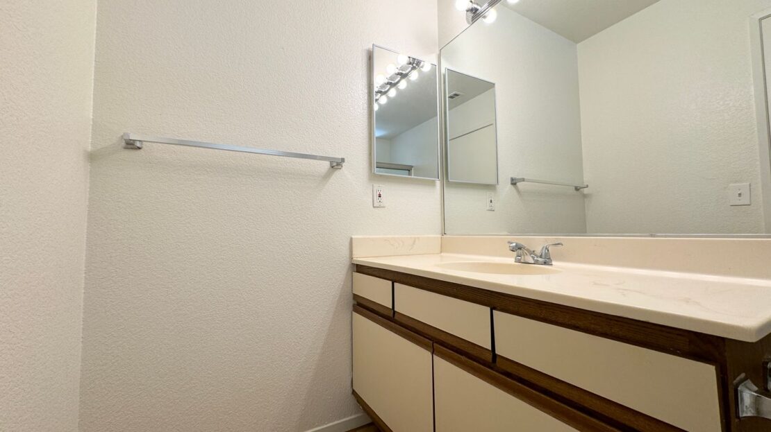 33450 Shifting Sands Trail - 04 - Cathedral City - California - 2 bed, 2 bath rental property