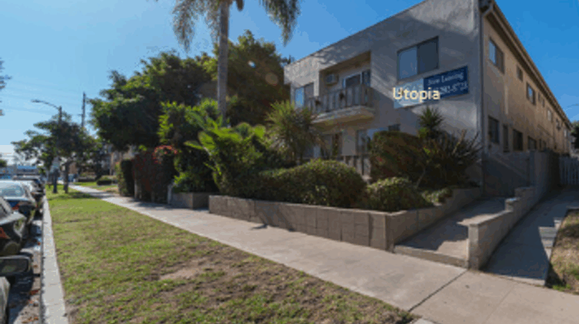 1115 Glenville Dr  #06 - Los Angeles - California - 2 bed, 1.5 bath rental property