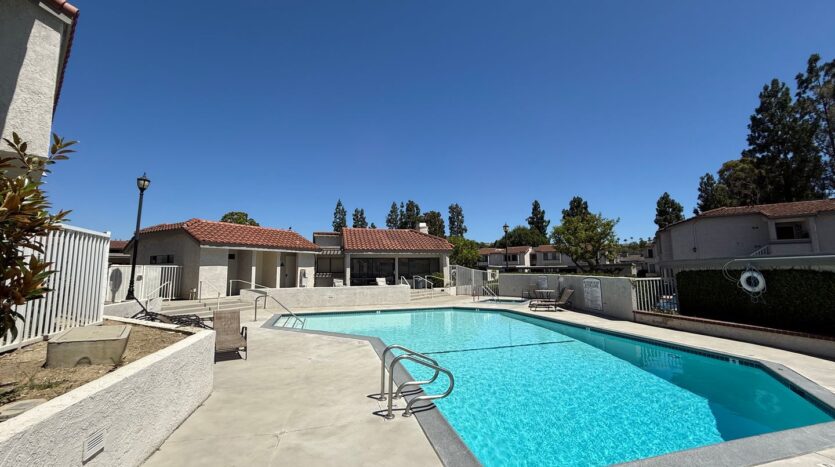 24283 El Pilar #28 - Laguna Niguel - California - 1 bed, 1 bath rental property