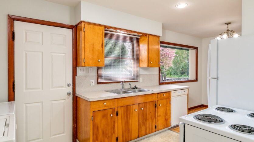 4141 SE 80th Avenue - Portland - Oregon - 3 bed, 1 bath rental property