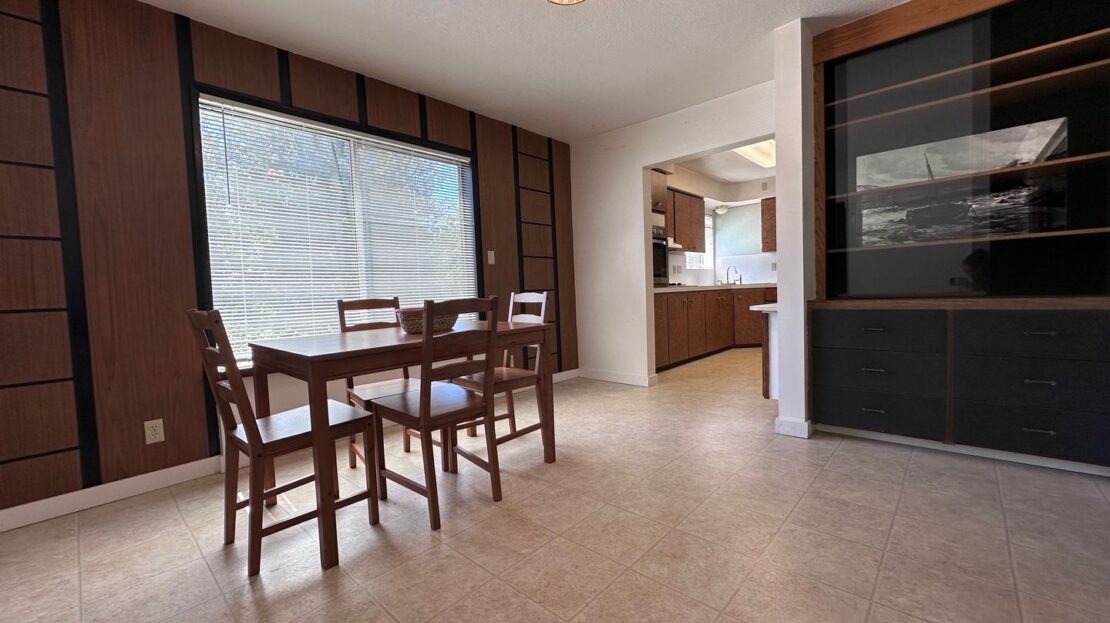 10015 SW Boones Ferry Road Room 4 - Portland - Oregon - 1 bed, 1 bath rental property