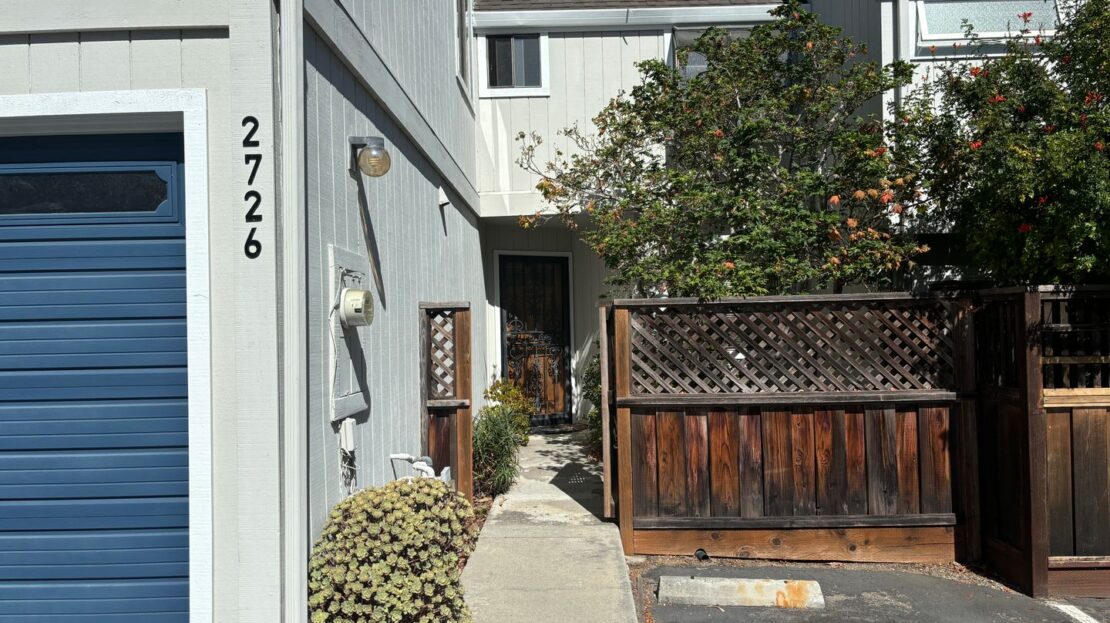 2726 Hampton Lane - Santa Cruz - California - 3 bed, 2.5 bath rental property