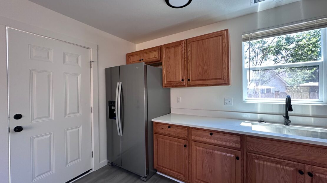 11404 SE Holgate Blvd - C - Portland - Oregon - 2 bed, 1 bath rental property
