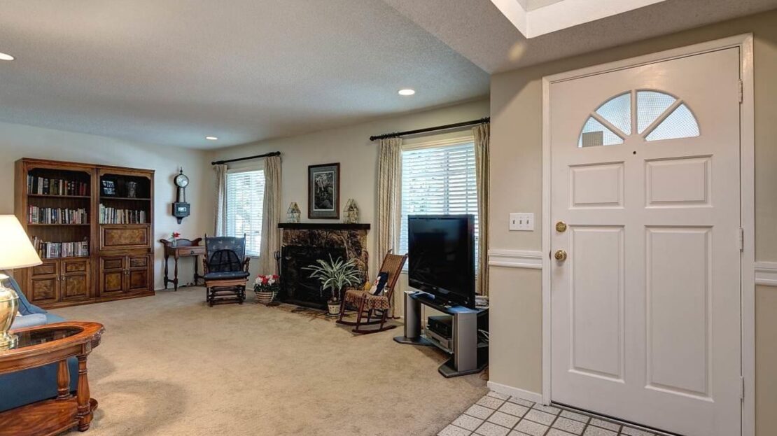 35047 Clover St - Union City - California - 4 bed, 2 bath rental property
