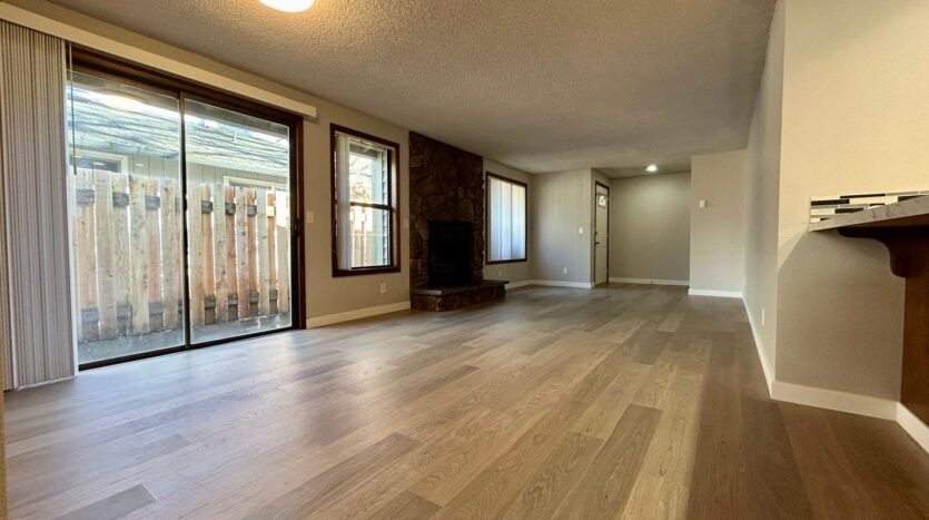 3041 NE 103rd Loop Unit A - Vancouver - Washington - 2 bed, 1 bath rental property