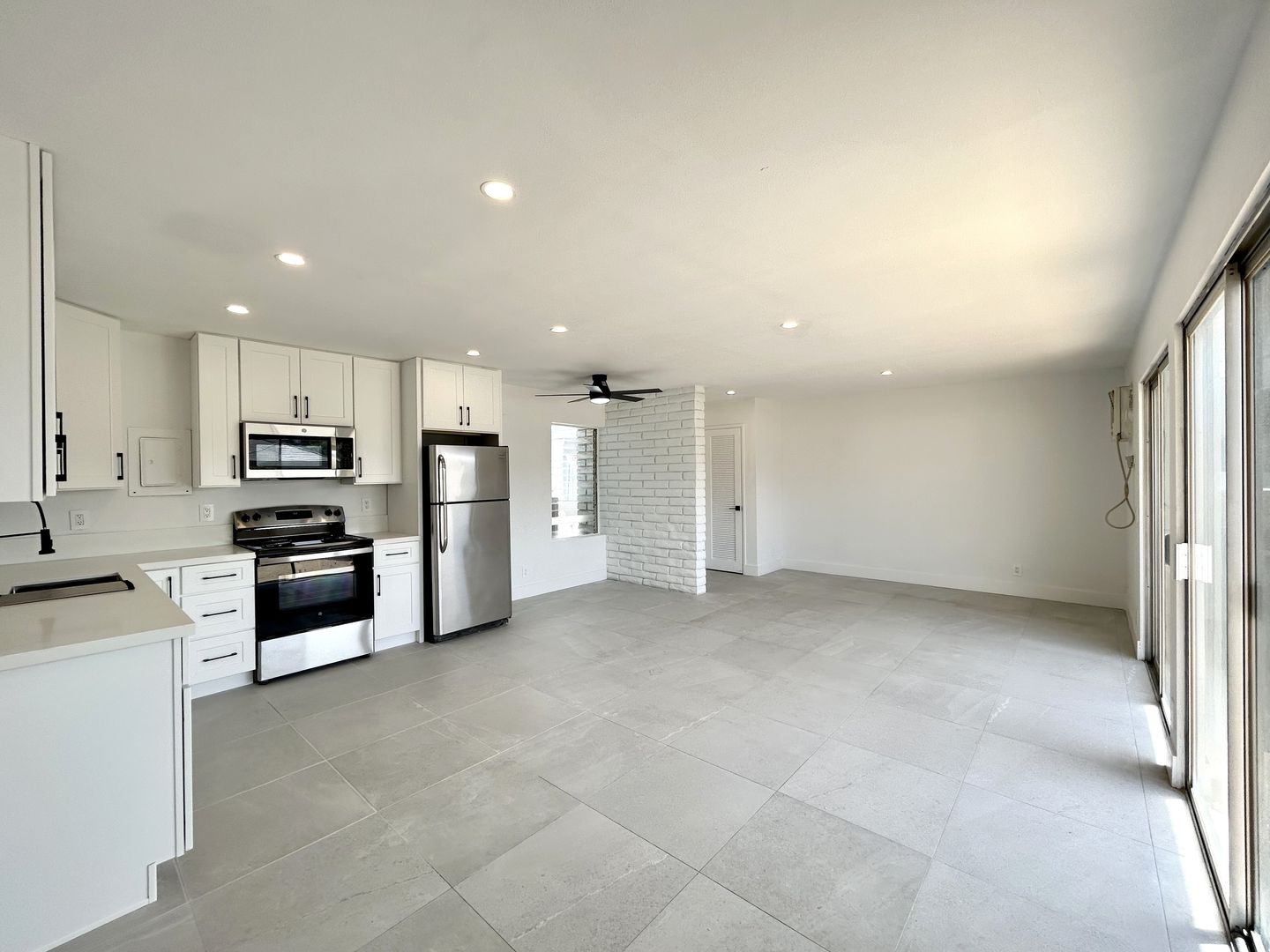 4093 E Calle De Carlos - Unit 03 - Palm Springs - California - 1 bed, 1 bath rental property