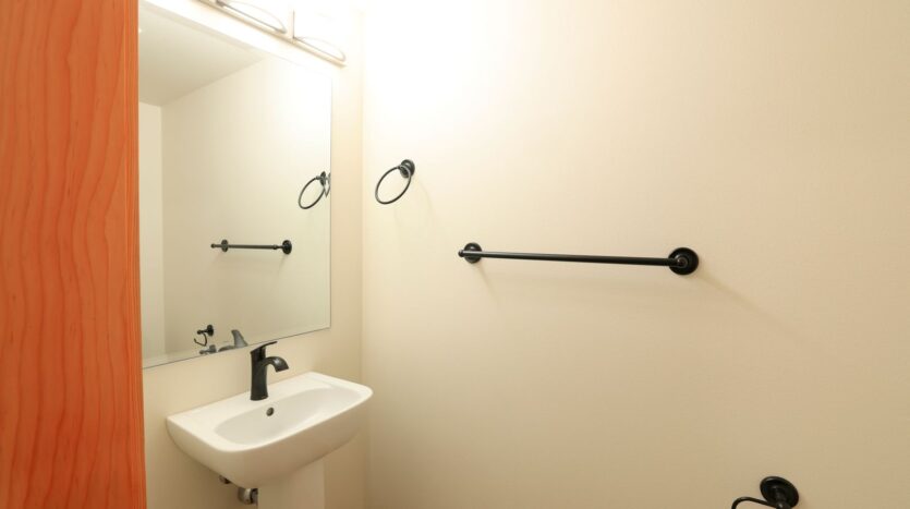 1130 13th Street - Bellingham - Washington - 1 bed, 1.5 bath rental property
