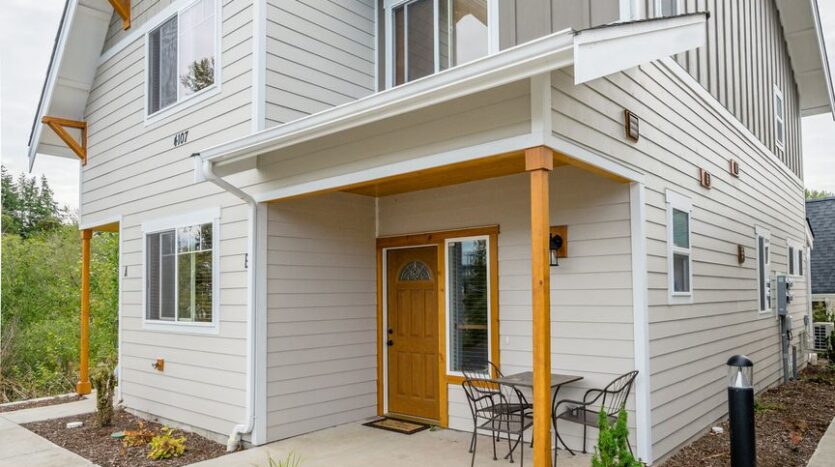 4101 Stonecrest Court - Bellingham - Washington - 2 bed, 1.5 bath rental property