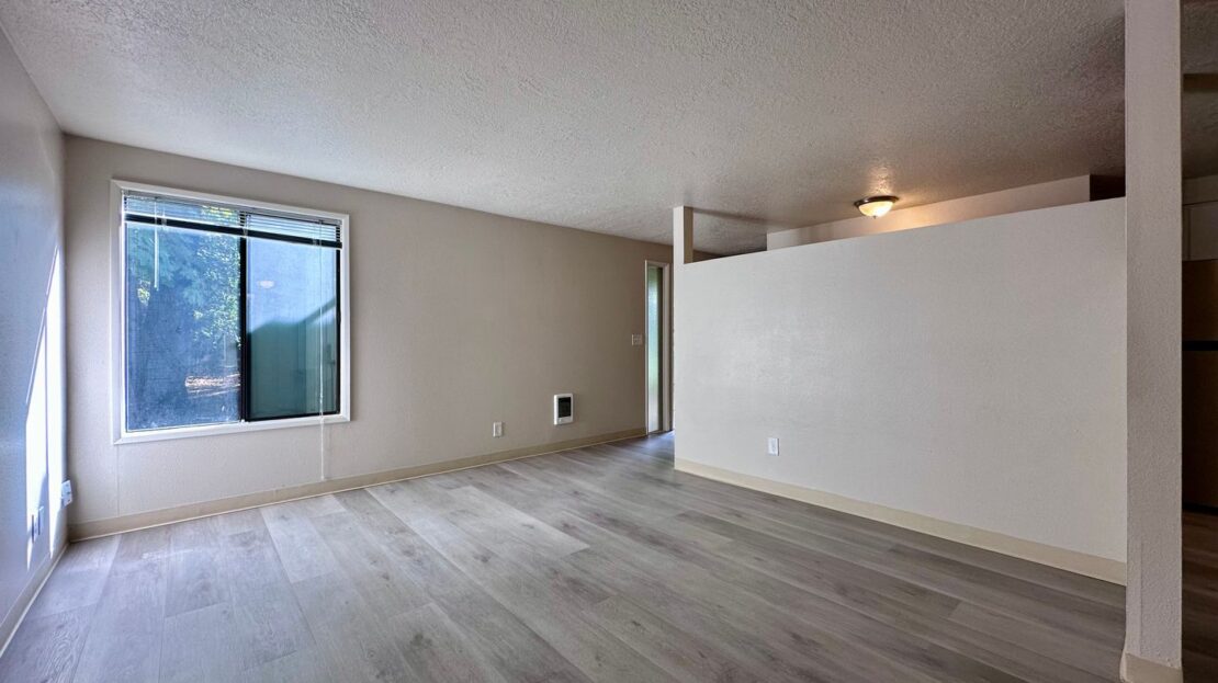 6955 SW Montauk Circle - Lake Oswego - Oregon - 2 bed, 1 bath rental property