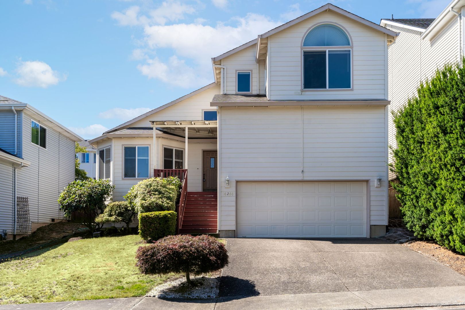 16286 SW Horseshoe Way - Beaverton - Oregon - 3 bed, 2.5 bath rental property