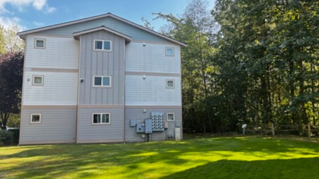 4018 Northwest Avenue - Bellingham - Washington - 2 bed, 2 bath rental property