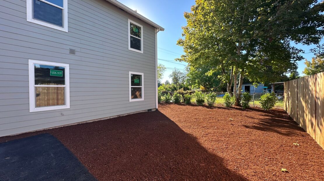 16818 SE Market St.  - Unit C - Portland - Oregon - 2 bed, 1 bath rental property