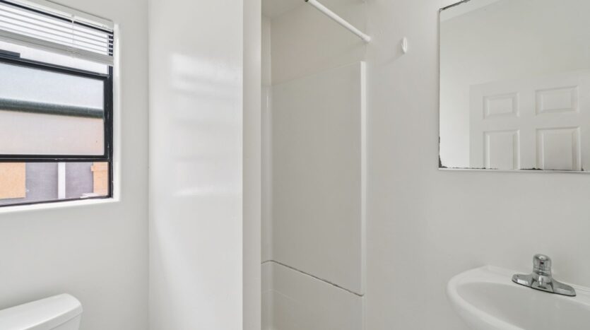 6761 Del Playa - Goleta - California - 1 bed, 1 bath rental property