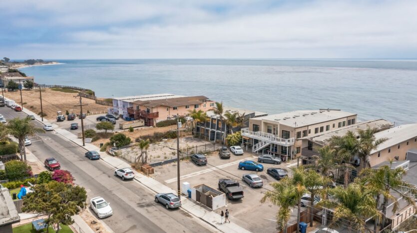 6761 Del Playa - Goleta - California - 1 bed, 1 bath rental property