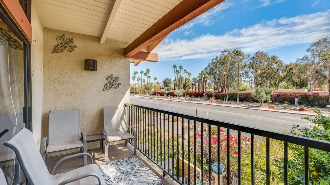 1411 N Sunrise Way  Unit 18 - Palm Springs - California - 2 bed, 2 bath rental property
