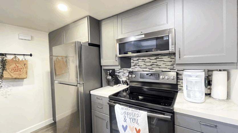 3719 Oak Creek Dr Unit D - Ontario - California - 2 bed, 2 bath rental property