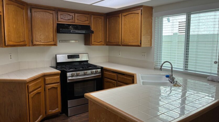 1881 Runaway Cir - Colton - California - 3 bed, 2.5 bath rental property