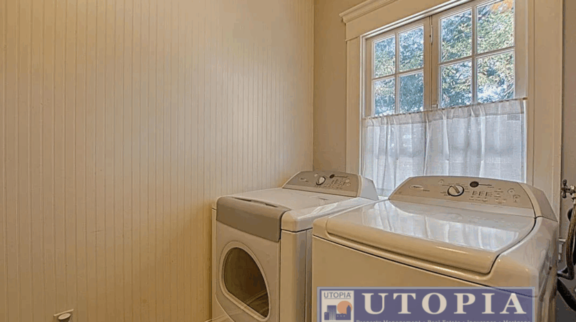 817 Morrissey Blvd - 4 - ROOM FOR RENT(Double Primary w/ Bath) - Santa Cruz - California - 1 bed, 1 bath rental property