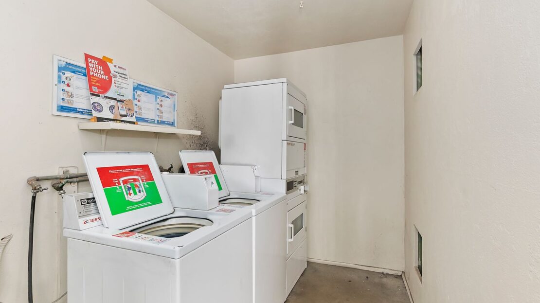2388 N Sunrise Way - 12 - Palm Springs - California - 2 bed, 1 bath rental property
