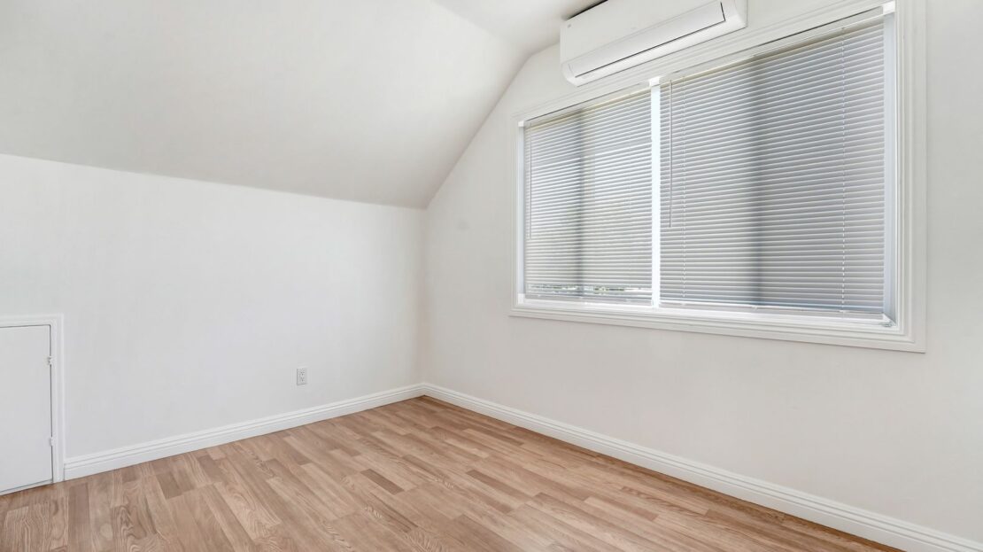 44014 Hoban Ave. - Lancaster - California - 4 bed, 1.5 bath rental property