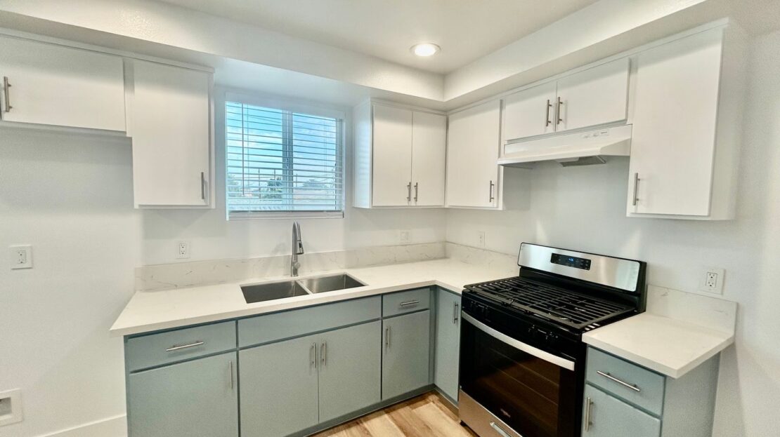 8418 S Main Street  - Los Angeles - California - 3 bed, 3 bath rental property