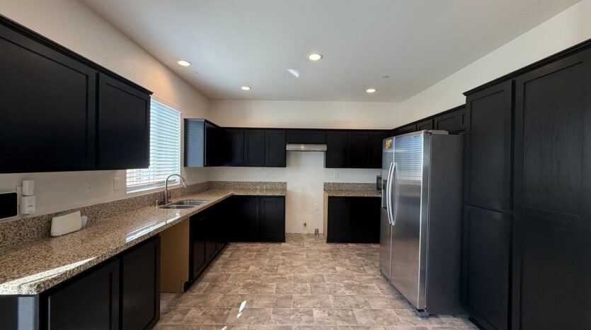 3628 Mt. San Gorgonia Ave - Rosamond - California - 4 bed, 2.5 bath rental property