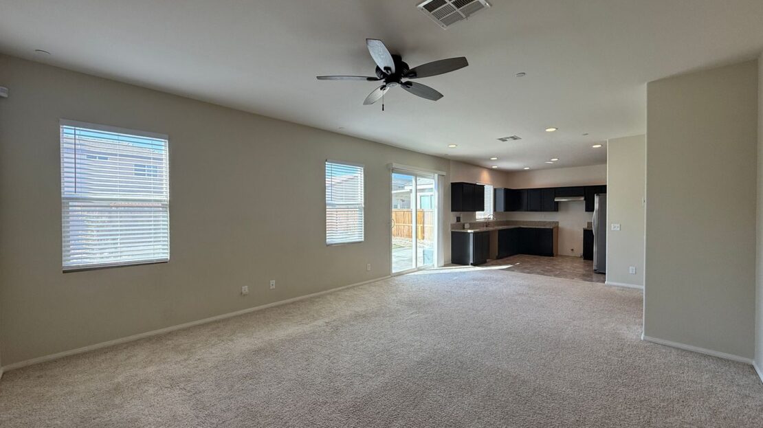 3628 Mt. San Gorgonia Ave - Rosamond - California - 4 bed, 2.5 bath rental property