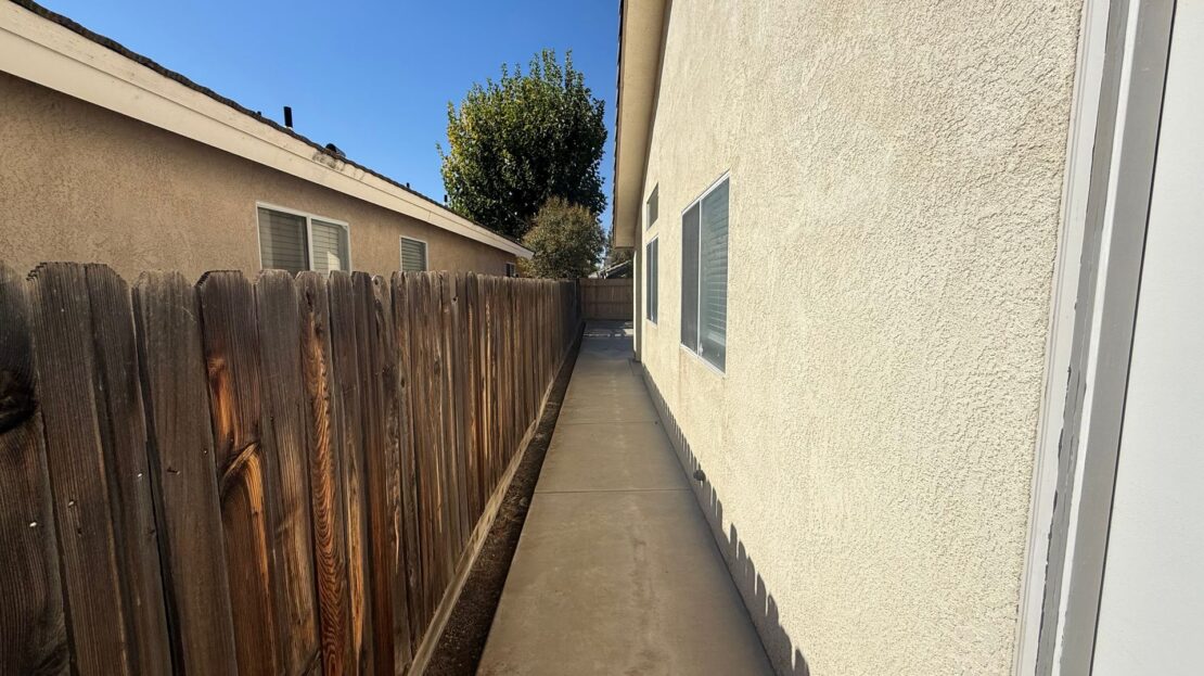 7631 N. State Street  - Fresno - California - 3 bed, 2.5 bath rental property