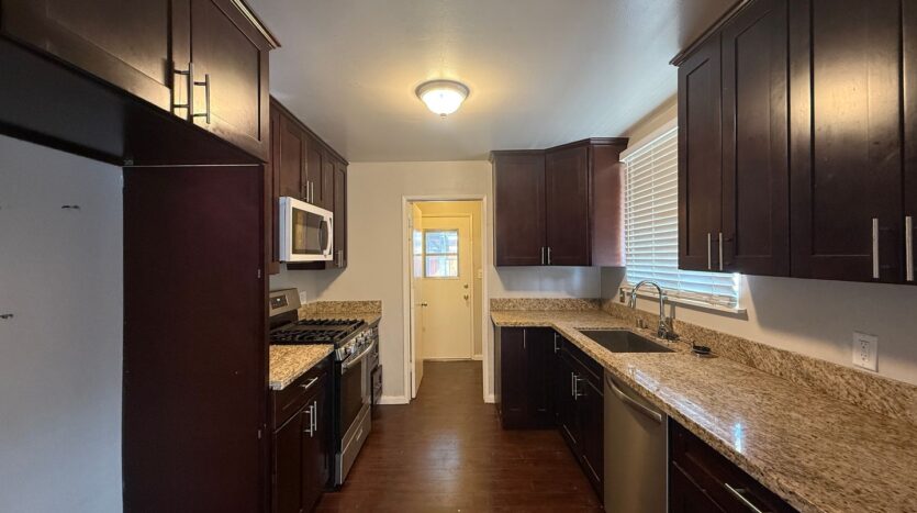 1149 W. Ave H11 - Lancaster - California - 3 bed, 2 bath rental property