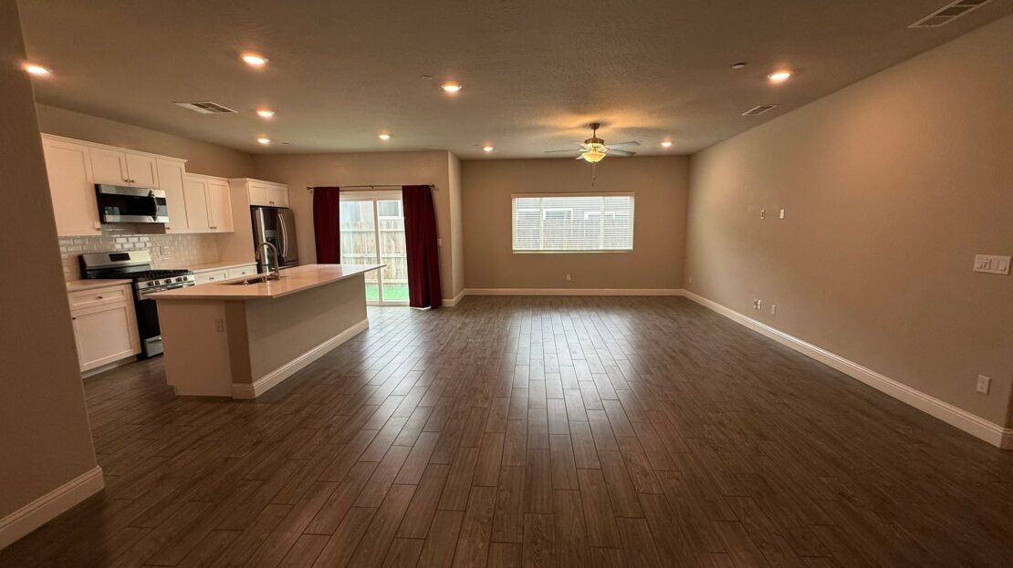 6169 E. Garland Ave  - Fresno - California - 3 bed, 2 bath rental property