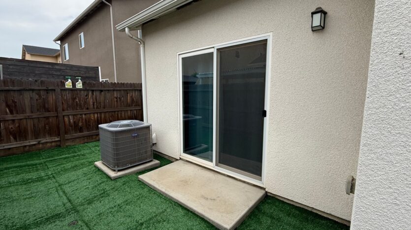 6169 E. Garland Ave  - Fresno - California - 3 bed, 2 bath rental property