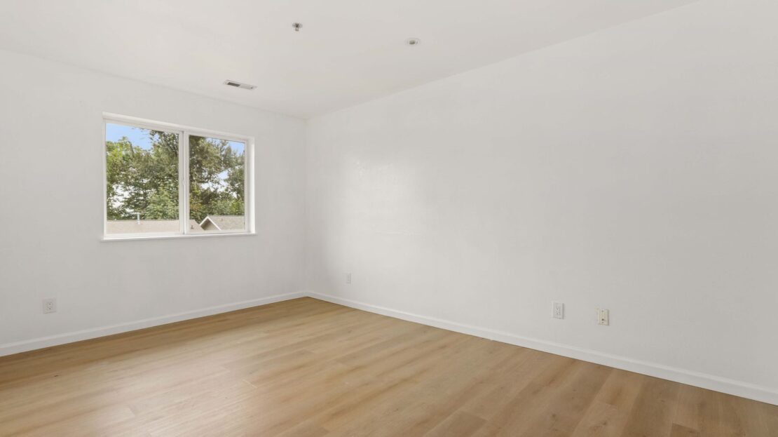 901 E Marine View Dr Unit #202 - Everett - Washington - 2 bed, 2 bath rental property