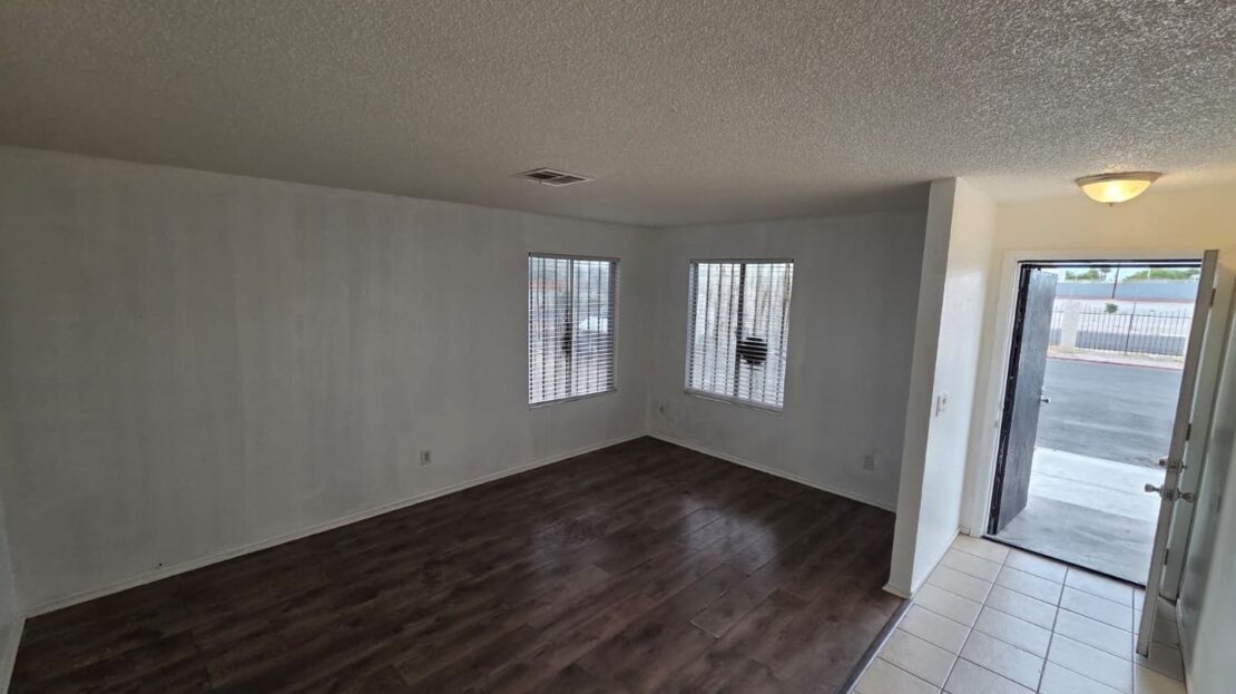 717 Covington Lane Apt. 2 - Las Vegas - Nevada - 2 bed, 1 bath rental property